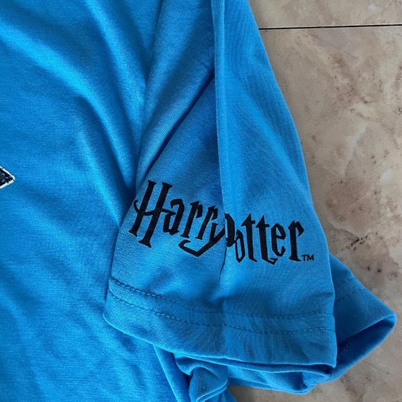 Harry Potter Official Tshirt Short Sleeve Large Hogwarts Blue - Picture 4 of 5